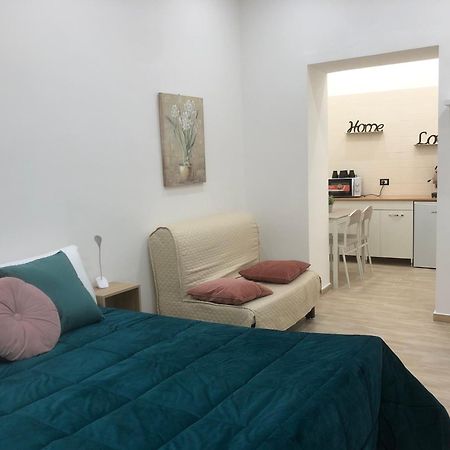 Casa Kiro Apartment Наполи Екстериор снимка