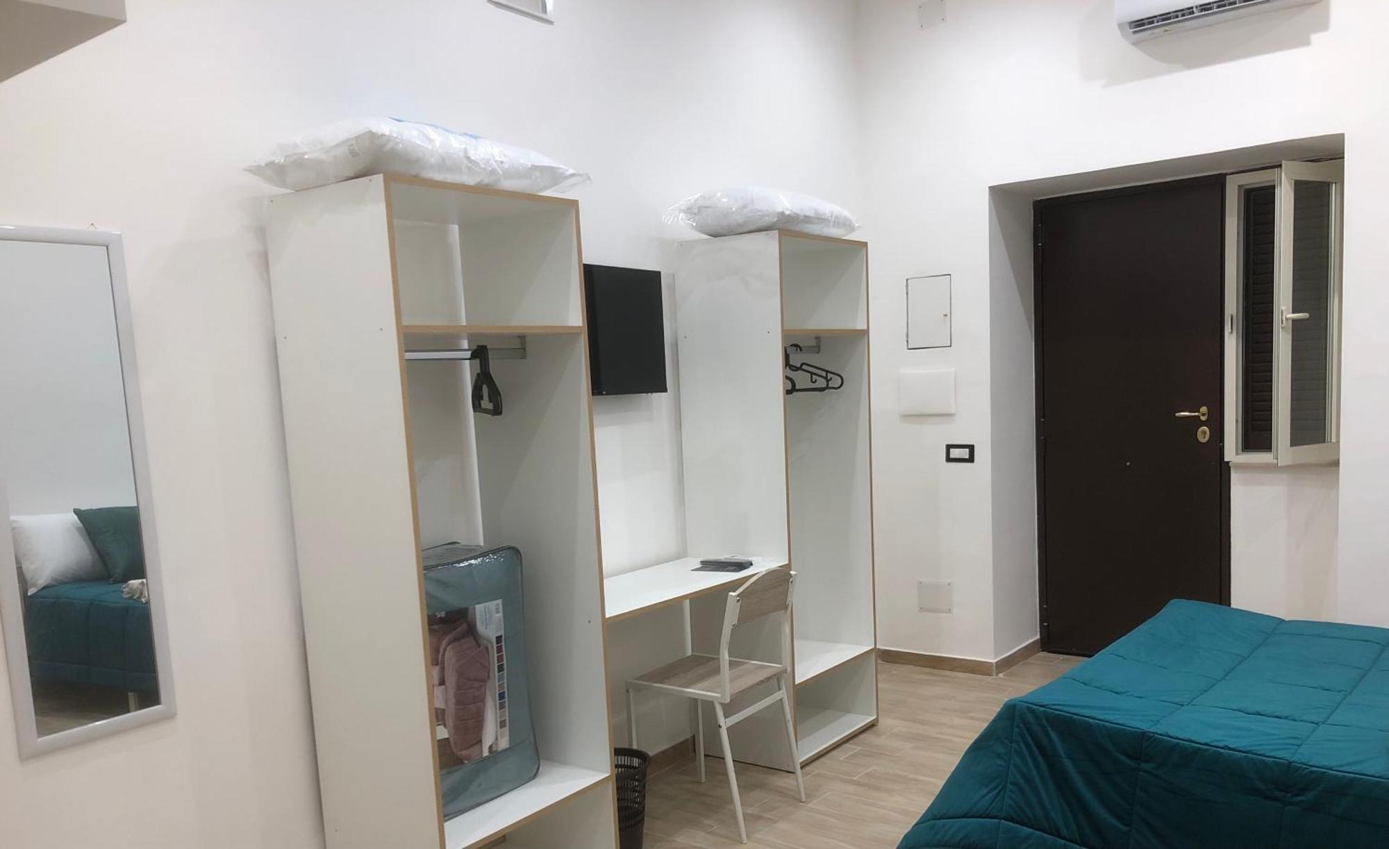 Casa Kiro Apartment Наполи Екстериор снимка